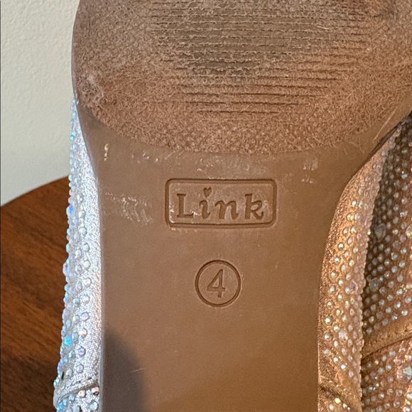 Forever Link rhinestone cowboy boots  silver 8.5”h pull on  1.5”heel pointed toe - Picture 12 of 12